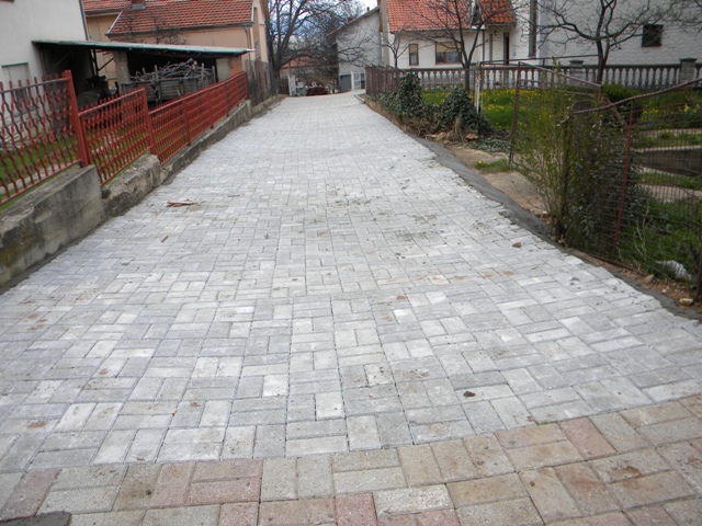 Согласно Програмата за изградба и реконструкција на локалната патна инфраструктура, општина Пехчево започна да ја подобрува состојбата на патиштата во општината.