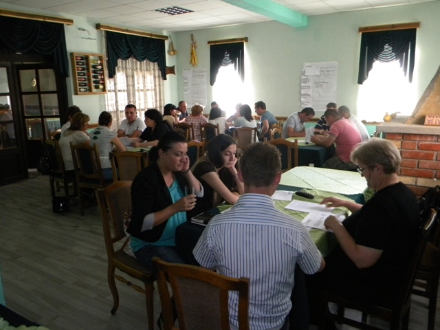 Во просториите на ресторан Тропик - Пехчево, се одржа првиот состанок со работни групи од проектот на УСАИД за Општински стратегии за климатски промени. 