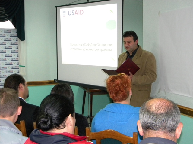 Во просториите на ресторан ,, Тропик ’’ - Пехчево беше одржан Прв јавен собир за изготвување на локалната стратегија за климатските промени во општина Пехчево. 